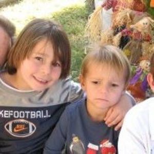 Meet your Posher, Phil junia